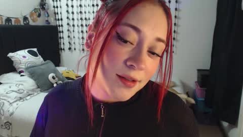 Snapshot of mia_adams_red chatting on 02/28/26, 01:17 mia online show from 02/28/26, 01:17