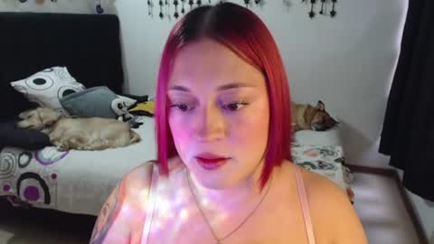 Snapshot of mia_adams_red chatting on 06/17/26, 10:43 mia online show from 06/17/26, 10:43