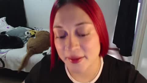 Snapshot of mia_adams_red chatting on 06/18/26, 08:02 mia online show from 06/18/26, 08:02
