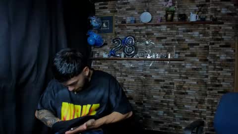 Snapshot of mia_and_vincentt chatting on 09/09/25, 03:28 Mia and vincentt model indepent online show from 09/09/25, 03:28