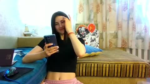 mia_beauti_live online show from 06/04/26, 10:10