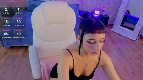 mia online show from 06/03/26, 07:44