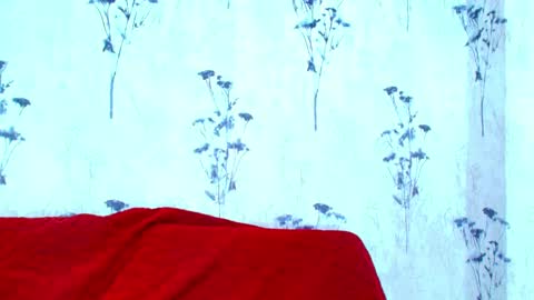 Snapshot of mia_candy_0 chatting on 02/28/25, 06:20 Mia online show from 02/28/25, 06:20