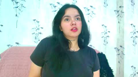 Snapshot of mia_candy_0 chatting on 03/11/25, 12:06 Mia online show from 03/11/25, 12:06