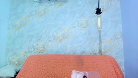 Snapshot of mia_candy_0 chatting on 10/02/25, 12:01 Mia online show from 10/02/25, 12:01