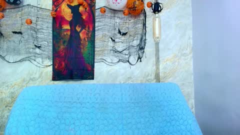 Snapshot of mia_candy_0 chatting on 11/04/25, 12:04 Mia online show from 11/04/25, 12:04