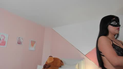 Mia Cano online show from 10/31/25, 11:44