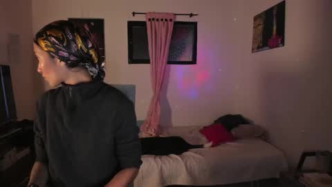 Mia Sandoval online show from 02/01/26, 07:34