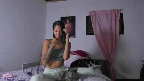 Snapshot of mia_crazysweet chatting on 04/24/26, 12:40 Mia Sandoval online show from 04/24/26, 12:40