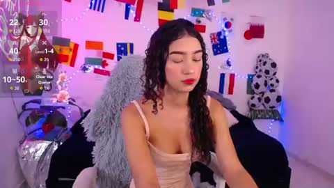 mia_cute_girl online show from 07/14/26, 12:11