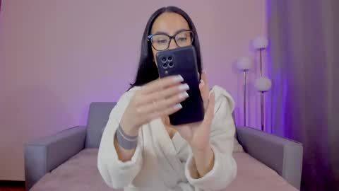 Sarah Luna online show from 04/11/26, 11:14