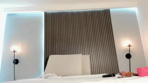 Mia Dollce online show from 02/22/26, 11:20