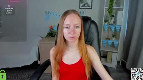 Snapshot of mia_e1fie chatting on 10/11/25, 06:01 mia_e1fie online show from 10/11/25, 06:01