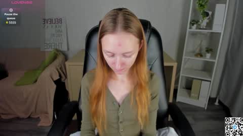 Snapshot of mia_e1fie chatting on 11/02/25, 10:17 mia_e1fie online show from 11/02/25, 10:17