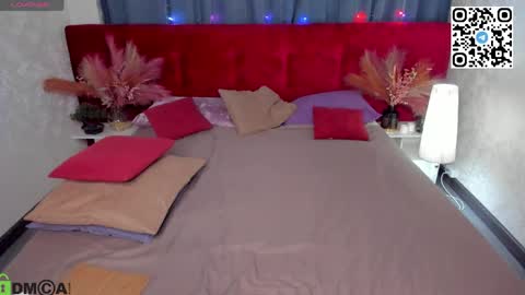 mia_e1fie online show from 04/19/26, 10:56