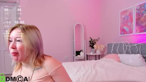 Mia online show from 10/03/25, 07:49