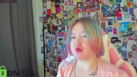 Mia online show from 01/07/26, 03:20