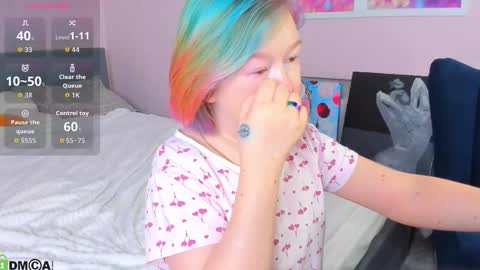 Mia online show from 01/16/26, 02:37