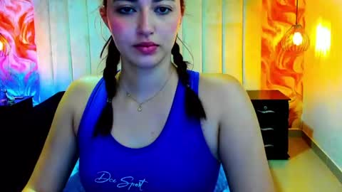 Snapshot of mia_ferrer18 chatting on 06/22/26, 12:57 mia_ferrer18 online show from 06/22/26, 12:57