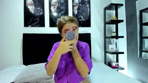 mia_fooxx online show from 11/15/25, 12:34