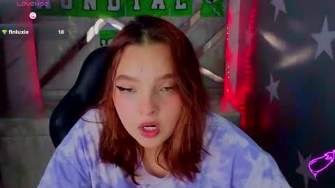 Mia online show from 07/11/26, 03:04