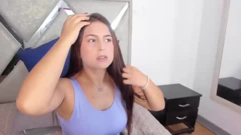 mia fox online show from 10/21/25, 12:28