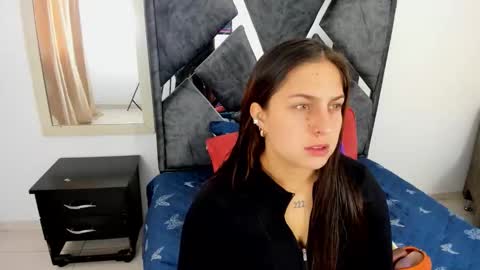 mia fox online show from 11/27/25, 12:07