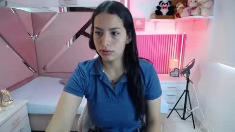 Snapshot of mia_garcia28 chatting on 05/11/26, 01:06 mia_garcia28 online show from 05/11/26, 01:06