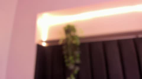  I am Mia  online show from 01/16/25, 02:41