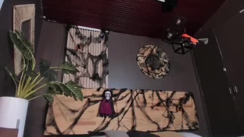 Val  online show from 10/30/25, 11:22