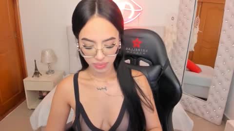    online show from 02/12/25, 12:44