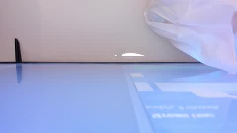    online show from 12/21/25, 12:01