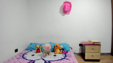 mia kaneee online show from 12/15/24, 03:45