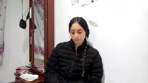 mia kaneee online show from 01/15/25, 03:00