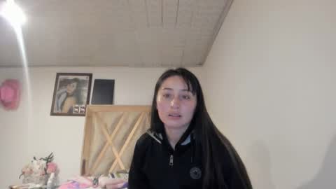 mia kaneee online show from 10/29/25, 02:36