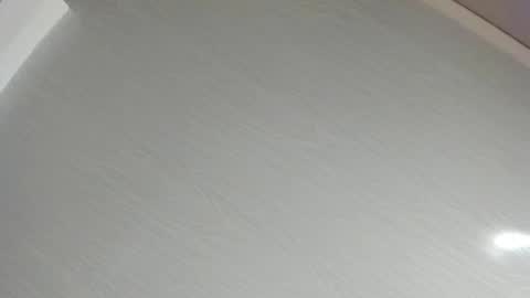 Mia online show from 04/24/26, 03:42