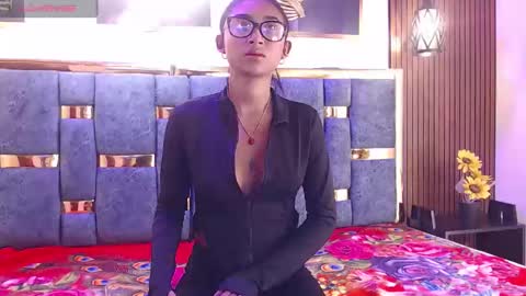 Snapshot of mia_konor06 chatting on 05/28/26, 11:07 Mia. online show from 05/28/26, 11:07