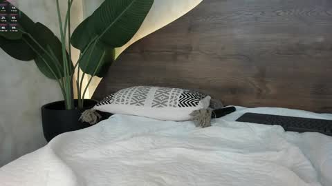 mia_lacy online show from 02/04/25, 01:23