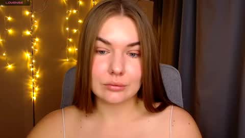 mia_lemm online show from 09/24/25, 07:55