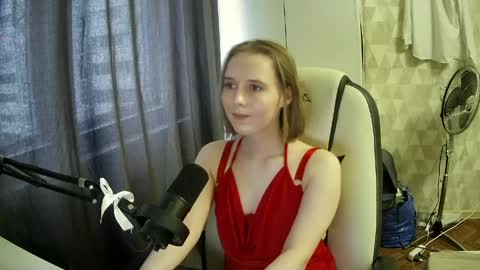 Snapshot of mia_liss_ chatting on 05/28/26, 02:58 Mia online show from 05/28/26, 02:58
