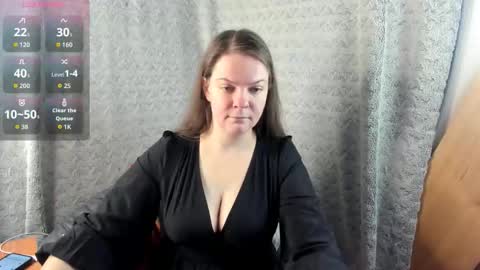 mia_lores online show from 10/09/25, 08:12