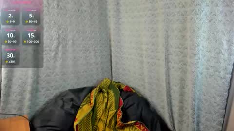 mia_lores online show from 03/25/26, 09:04