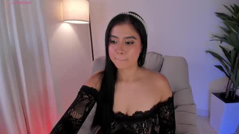 MIA LOVE   online show from 11/09/25, 05:44