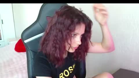 mia_luiza online show from 06/22/26, 12:13