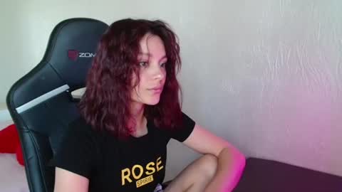 mia_luiza online show from 06/23/26, 08:34