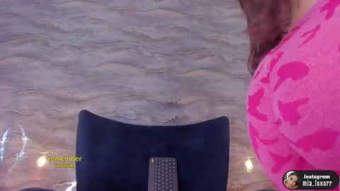 Snapshot of mia_luxor chatting on 06/02/26, 11:45 mia_luxor online show from 06/02/26, 11:45