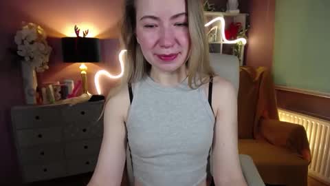 Mia online show from 01/06/25, 08:14