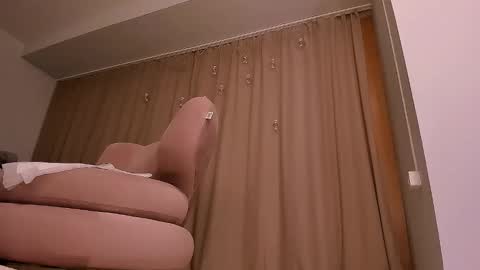 Snapshot of mia_maya chatting on 03/05/25, 11:38 Alicia online show from 03/05/25, 11:38