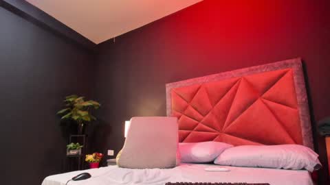 MIA  online show from 02/01/25, 10:23