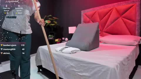 MIA  online show from 02/19/25, 01:51